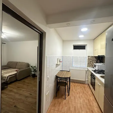 Mudi Apusului, Sector 6 Apartment *