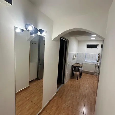 Mudi Apusului, Sector 6 * Bukarest